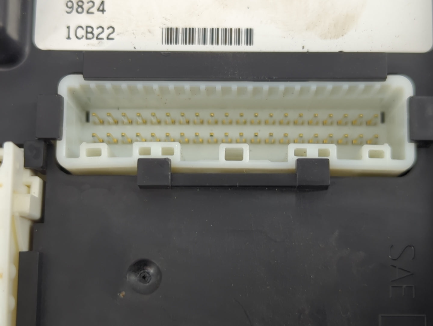 Nissan Titan Body Control Module Bcm Inner Cabin Fuse Box - Oemusedautoparts1.com