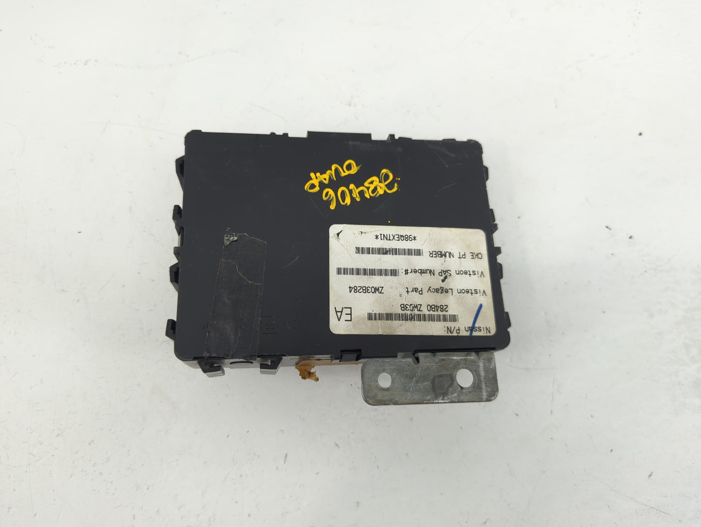 Nissan Titan Body Control Module Bcm Inner Cabin Fuse Box - Oemusedautoparts1.com