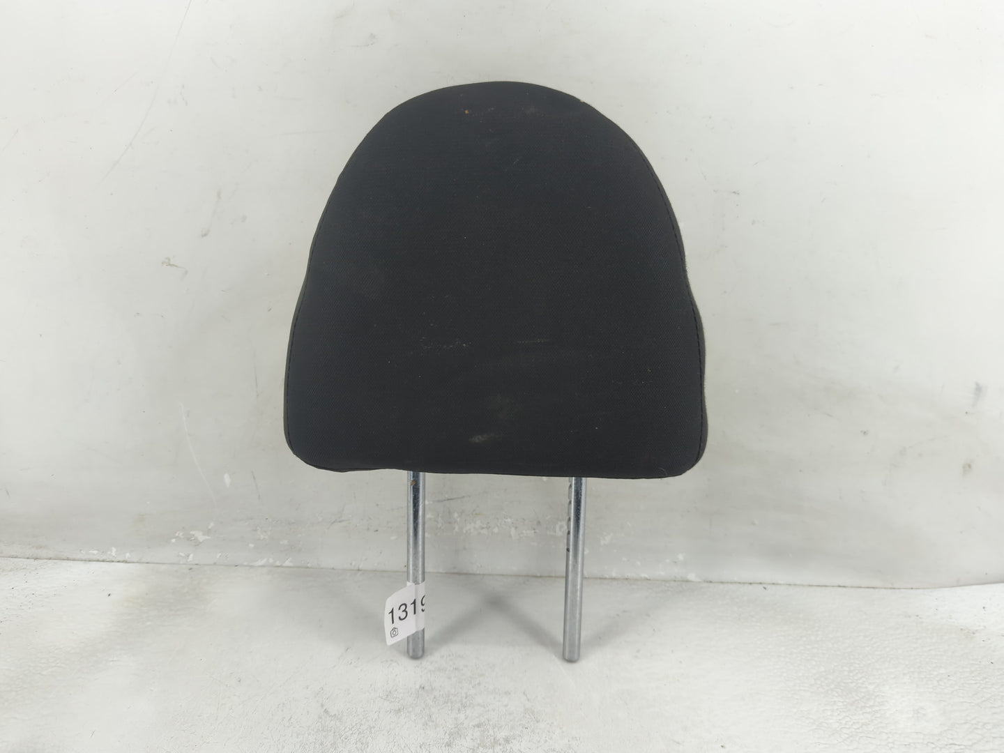 2014-2015 Nissan Versa Headrest Head Rest Front Driver Passenger Seat - Oemusedautoparts1.com
