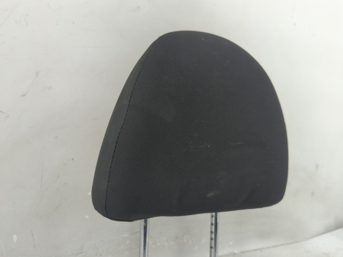 2014-2015 Nissan Versa Headrest Head Rest Front Driver Passenger Seat - Oemusedautoparts1.com