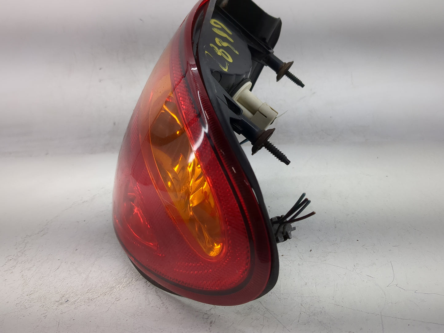 1999-2004 Oldsmobile Alero Driver Left Side Deck Lid Mounted Tail Light - Oemusedautoparts1.com