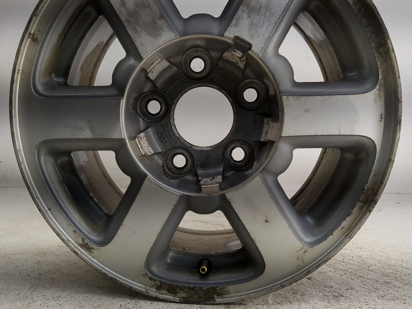 1998-2001 Oldsmobile Bravada Oem Wheel Rim 1383414 - Oemusedautoparts1.com