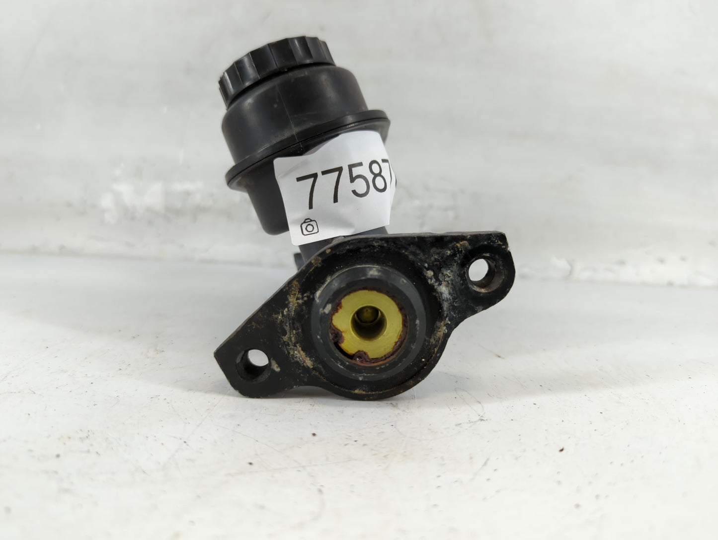 Oldsmobile Dynamic 88 Brake Master Cylinder - Oemusedautoparts1.com