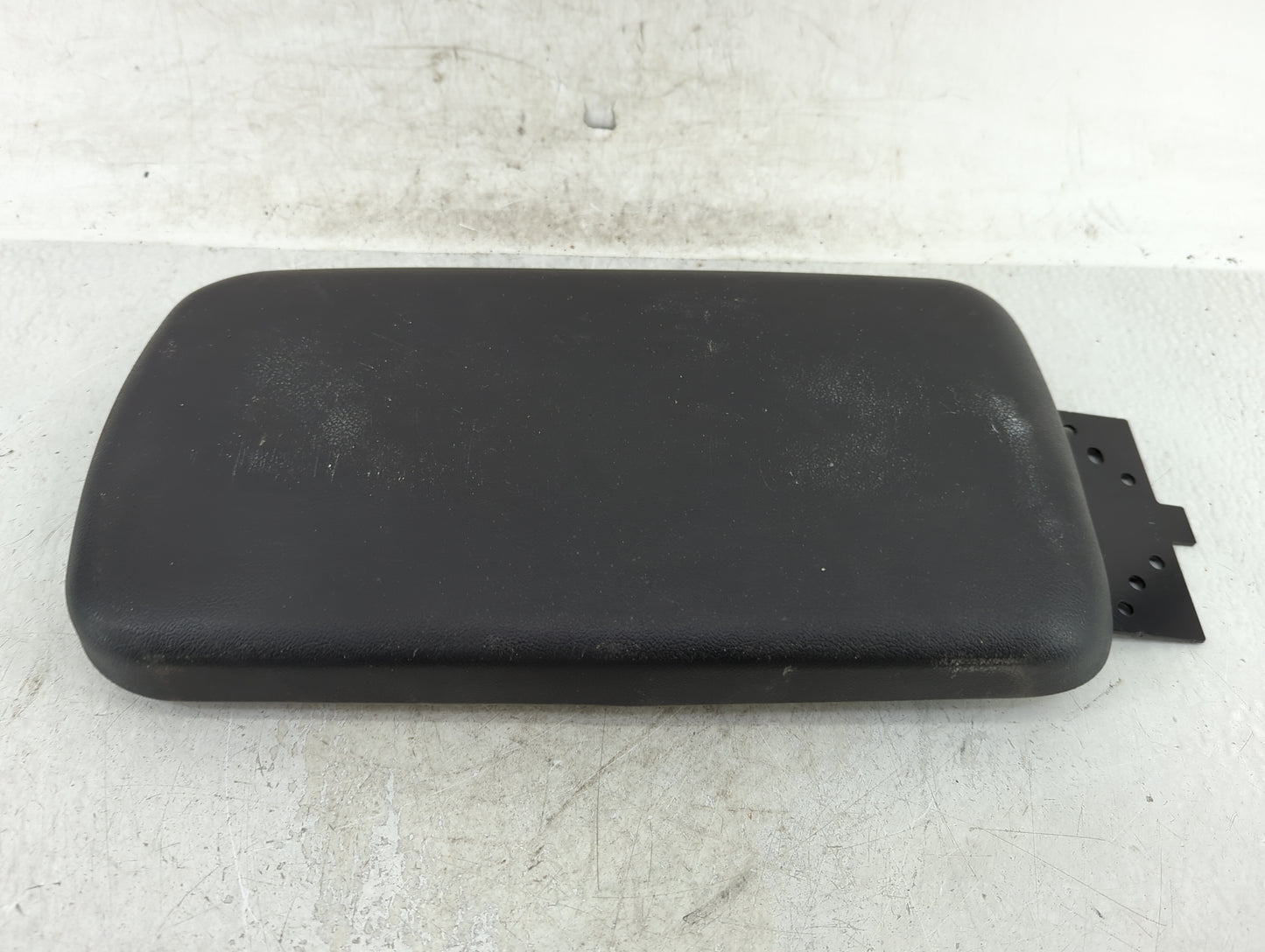 2006-2010 Pontiac G6 Center Console Armrest Cover Lid Fits Fits 2006 2007 2008 2009 2010 OEM Used Auto Parts - Oemusedautopa