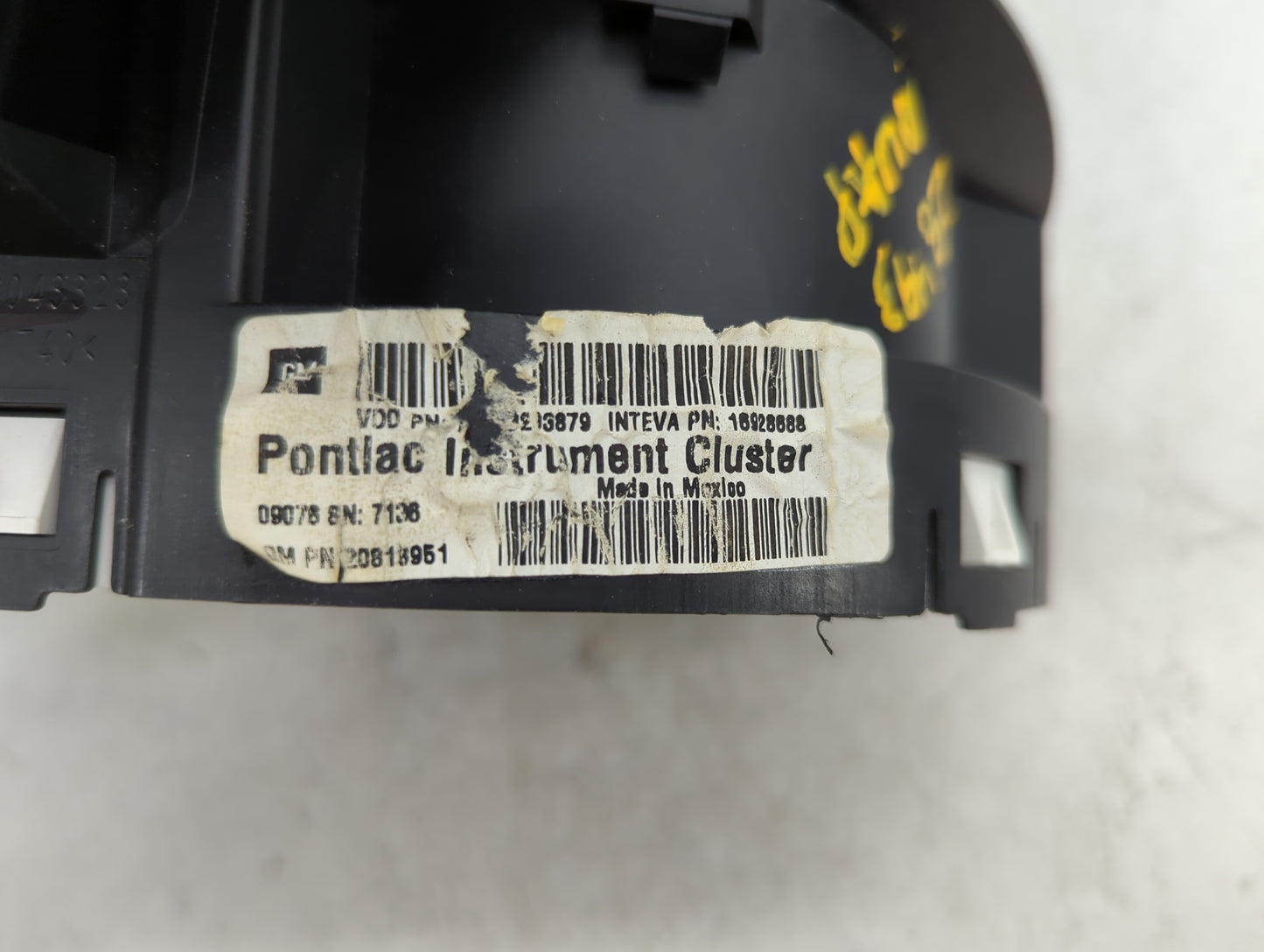 2008-2009 Pontiac G6 Instrument Cluster Speedometer Gauges Fits Fits 2008 2009 OEM Used Auto Parts - Oemusedautoparts1.com