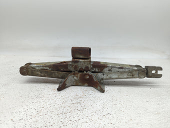 compare product 2007 Pontiac G6 Spare Scissor Car Jack 883432