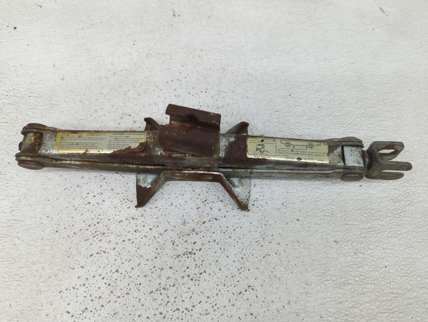 2007 Pontiac G6 Spare Scissor Car Jack 883432 - Oemusedautoparts1.com