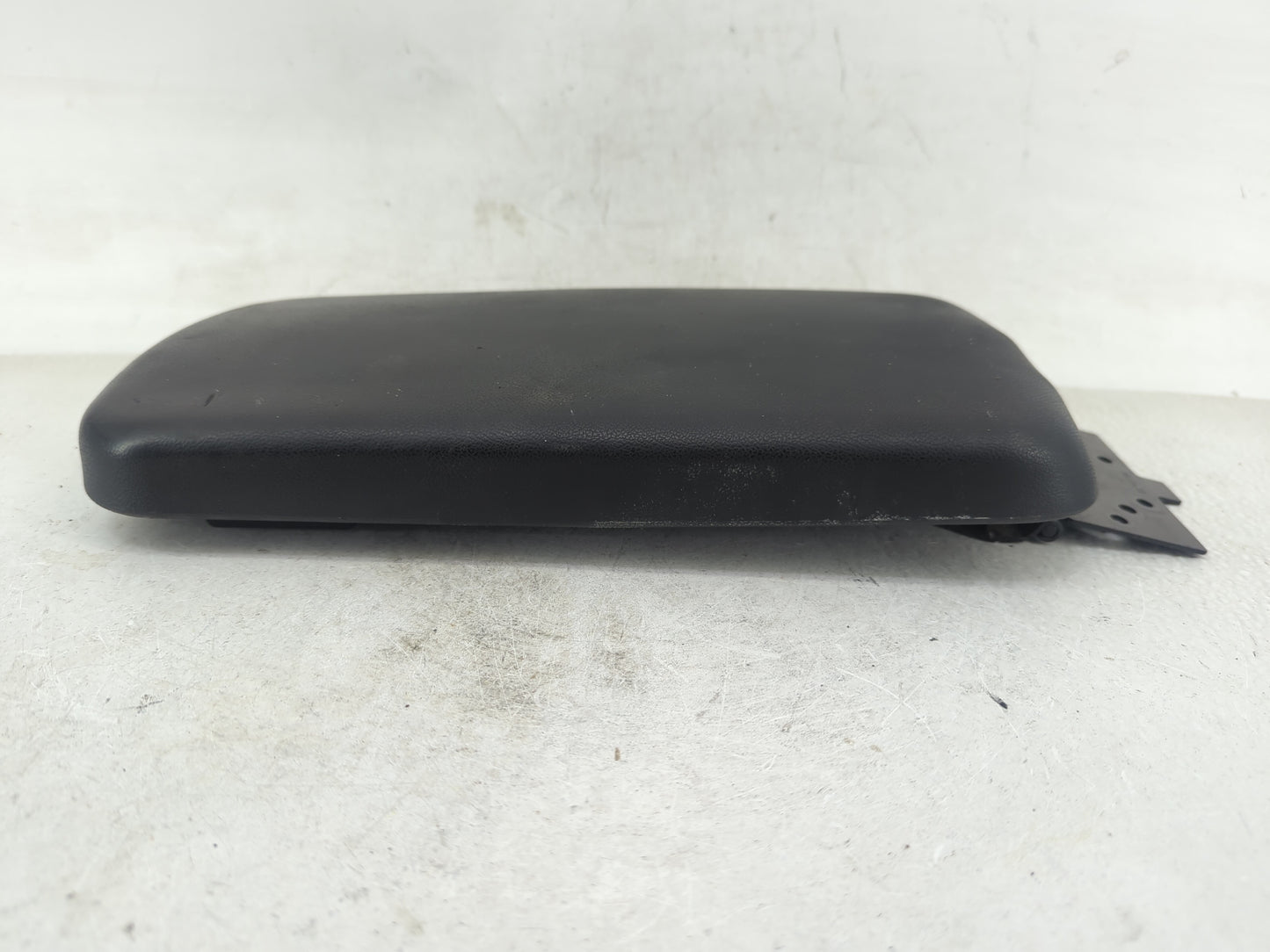 2006-2010 Pontiac G6 Center Console Armrest Cover Lid Fits Fits 2006 2007 2008 2009 2010 OEM Used Auto Parts - Oemusedautopa