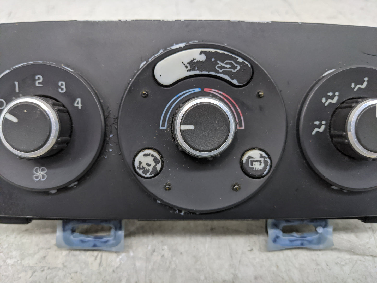2005-2009 Pontiac G6 Climate Control Module Temperature AC/Heater Replacement Fits Fits 2005 2006 2007 2008 2009 OEM Used Au