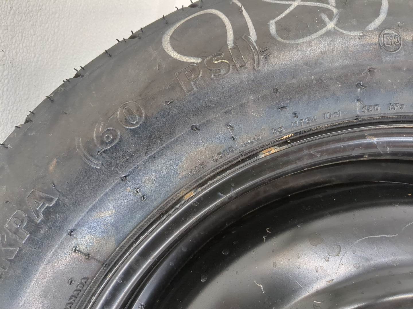 2005-2006 Pontiac G6 Spare Donut Tire Wheel Rim Oem - Oemusedautoparts1.com