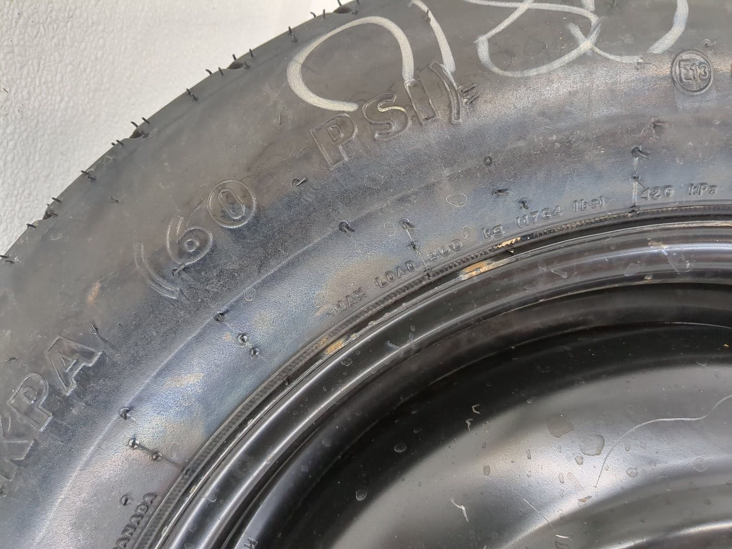 2005-2006 Pontiac G6 Spare Donut Tire Wheel Rim Oem - Oemusedautoparts1.com