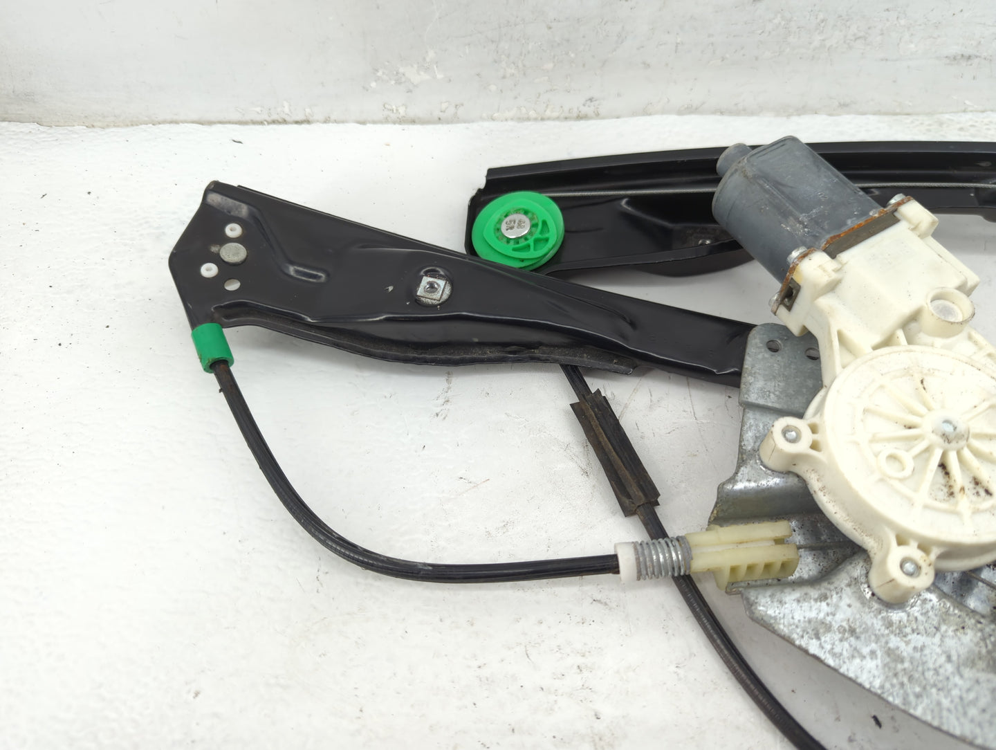 2005-2010 Pontiac G6 Used Window Regulator Passenger Front 967433 - Oemusedautoparts1.com