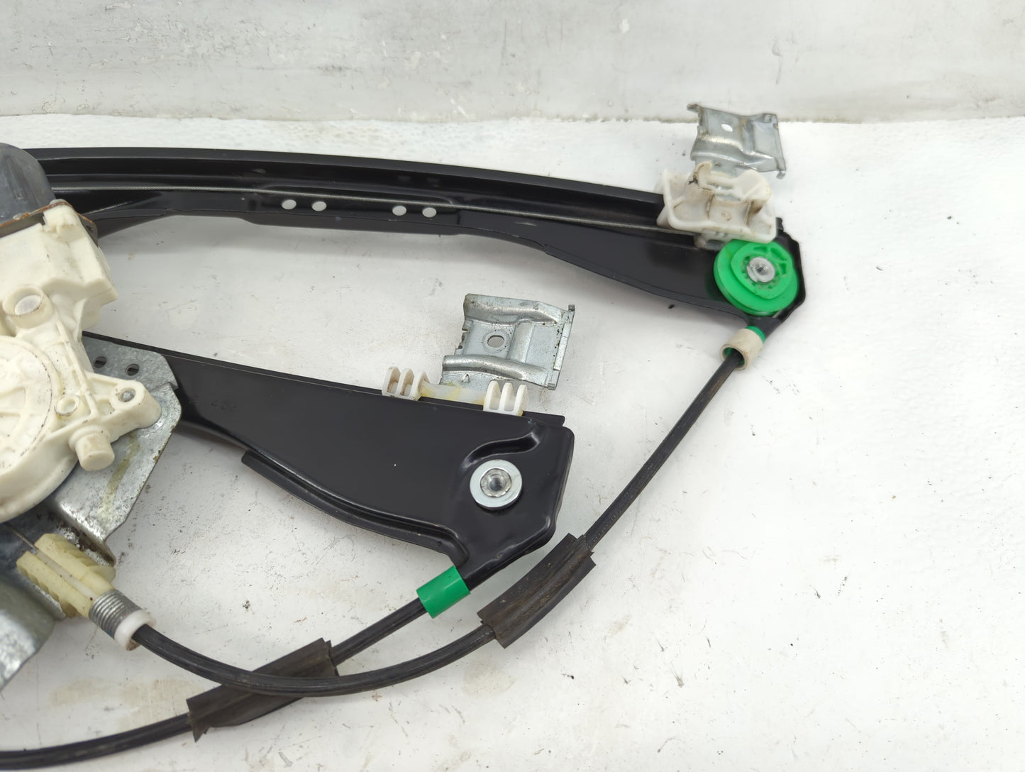 2005-2010 Pontiac G6 Used Window Regulator Passenger Front 967433 - Oemusedautoparts1.com