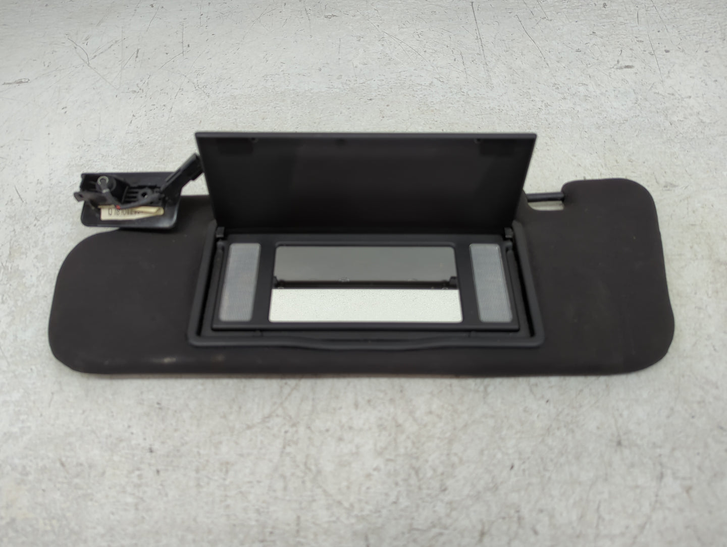 2008-2009 Pontiac G8 Sun Visor Shade Replacement Driver Left Mirror Fits Fits 2008 2009 OEM Used Auto Parts - Oemusedautopar