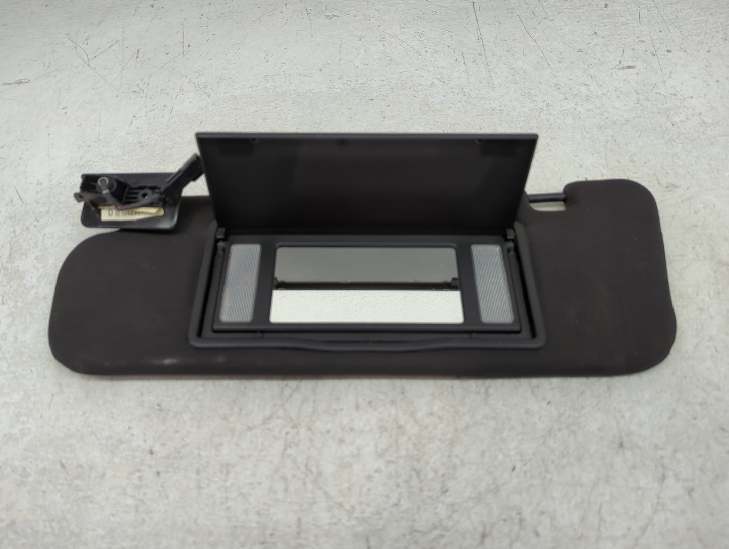 2008-2009 Pontiac G8 Sun Visor Shade Replacement Driver Left Mirror Fits Fits 2008 2009 OEM Used Auto Parts - Oemusedautopar