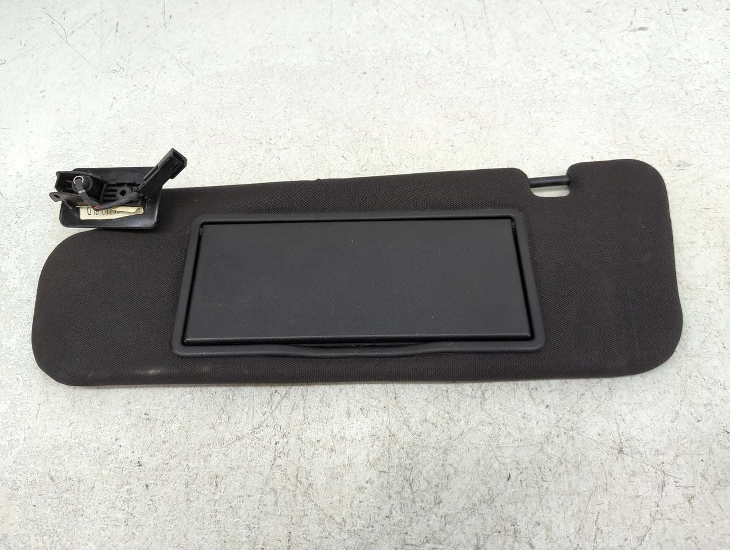 2008-2009 Pontiac G8 Sun Visor Shade Replacement Driver Left Mirror Fits Fits 2008 2009 OEM Used Auto Parts - Oemusedautopar