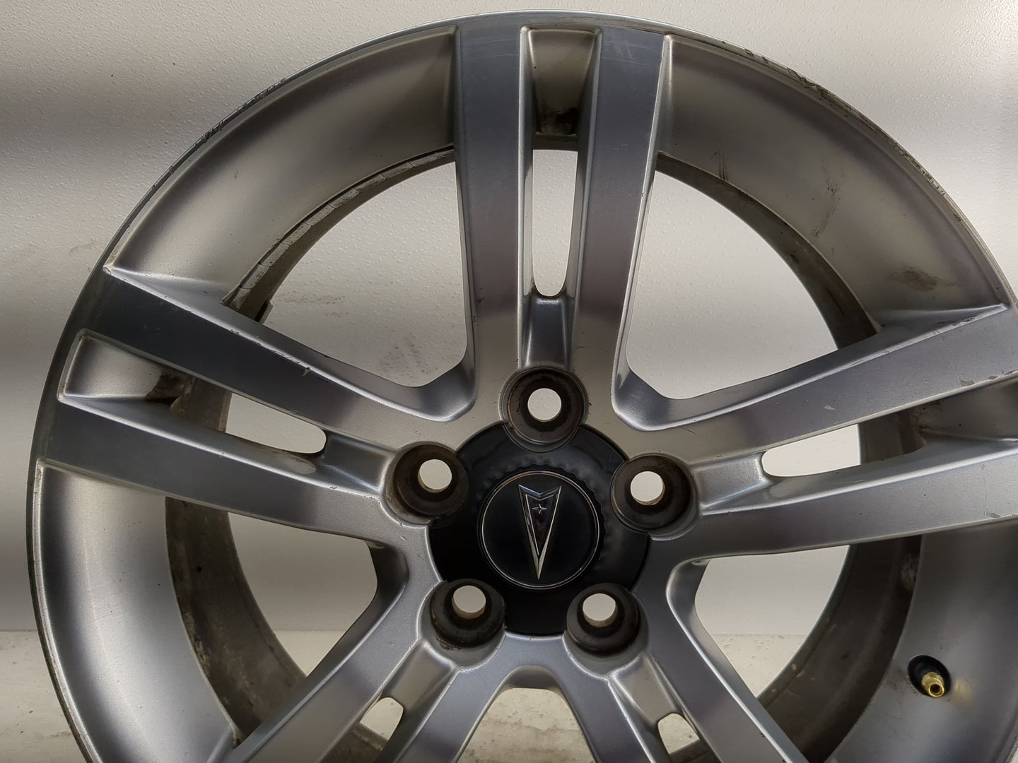 2008-2009 Pontiac G8 Oem Wheel Rim - Oemusedautoparts1.com