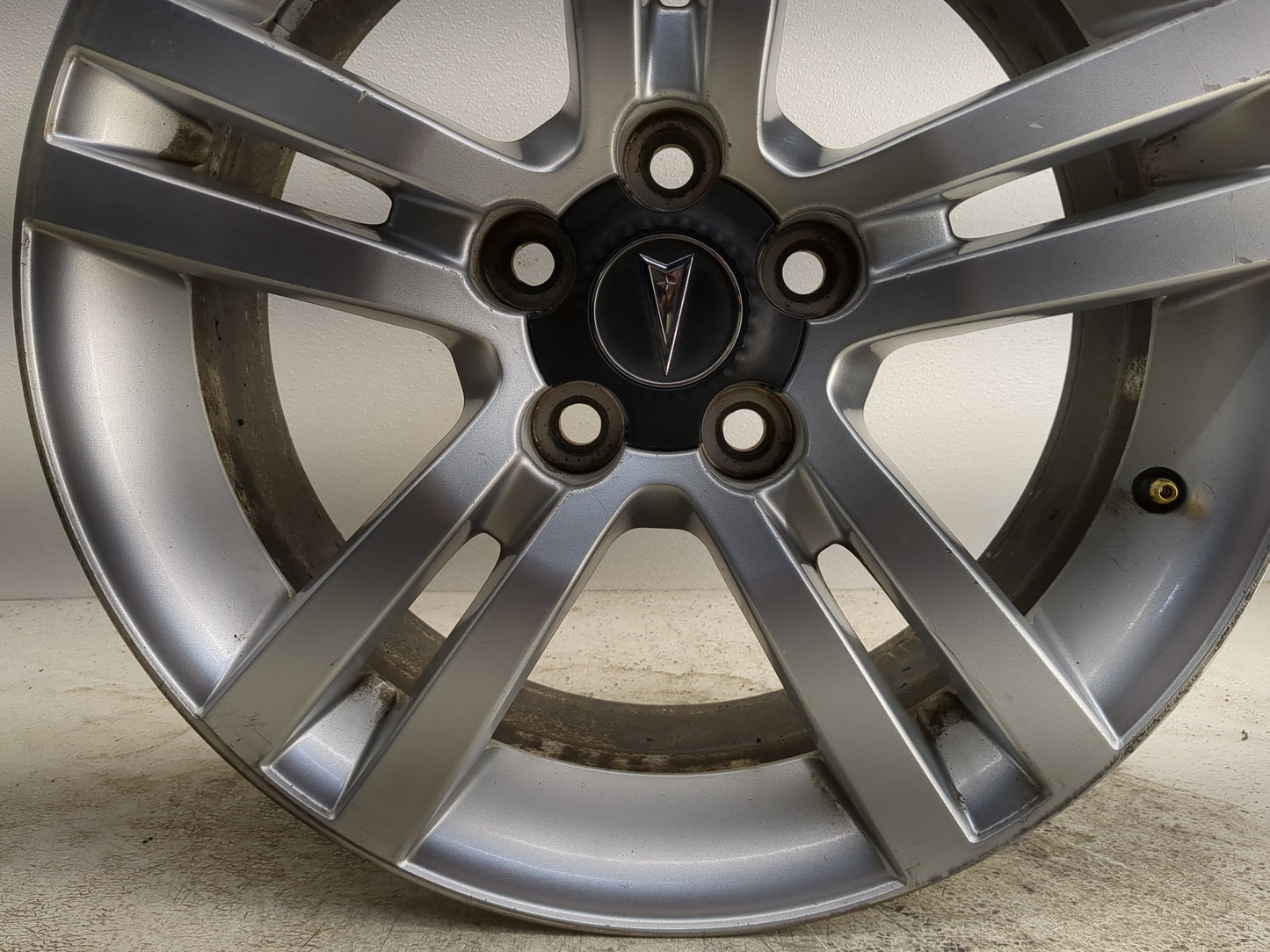 2008-2009 Pontiac G8 Oem Wheel Rim - Oemusedautoparts1.com