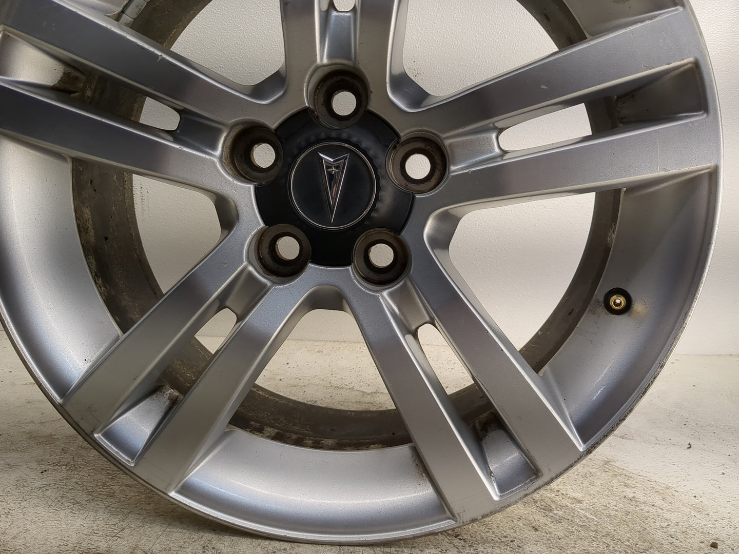 2008-2009 Pontiac G8 Oem Wheel Rim - Oemusedautoparts1.com