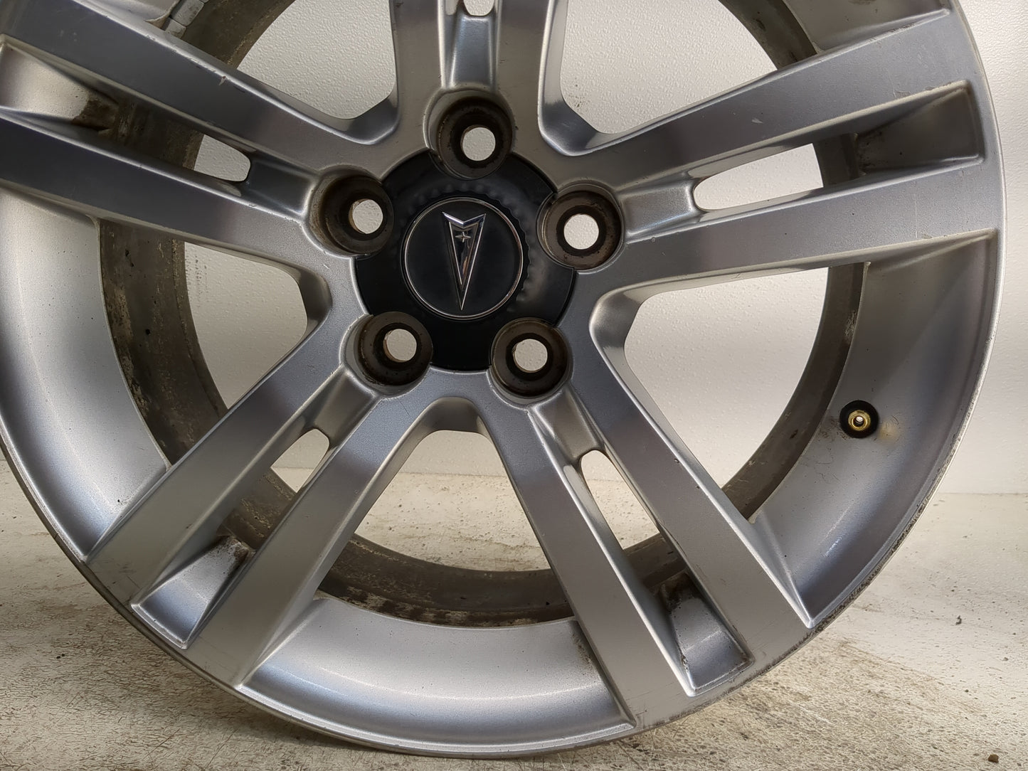 2008-2009 Pontiac G8 Oem Wheel Rim - Oemusedautoparts1.com