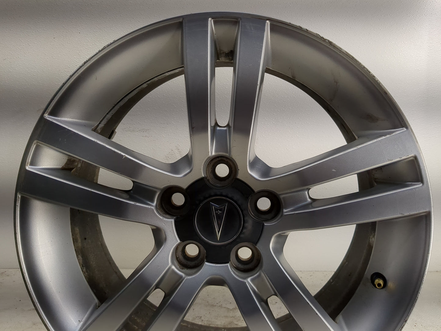 2008-2009 Pontiac G8 Oem Wheel Rim - Oemusedautoparts1.com