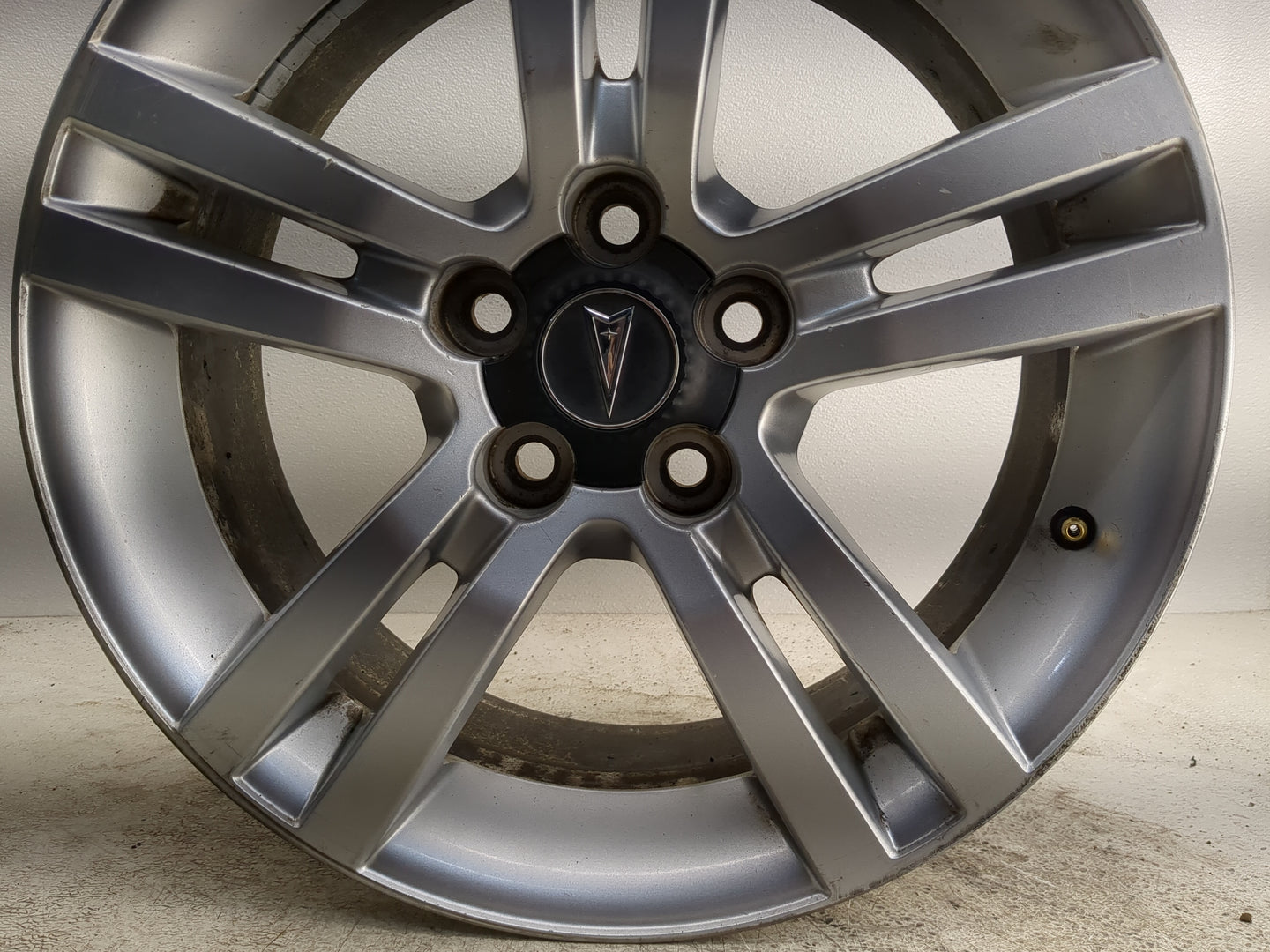 2008-2009 Pontiac G8 Oem Wheel Rim - Oemusedautoparts1.com
