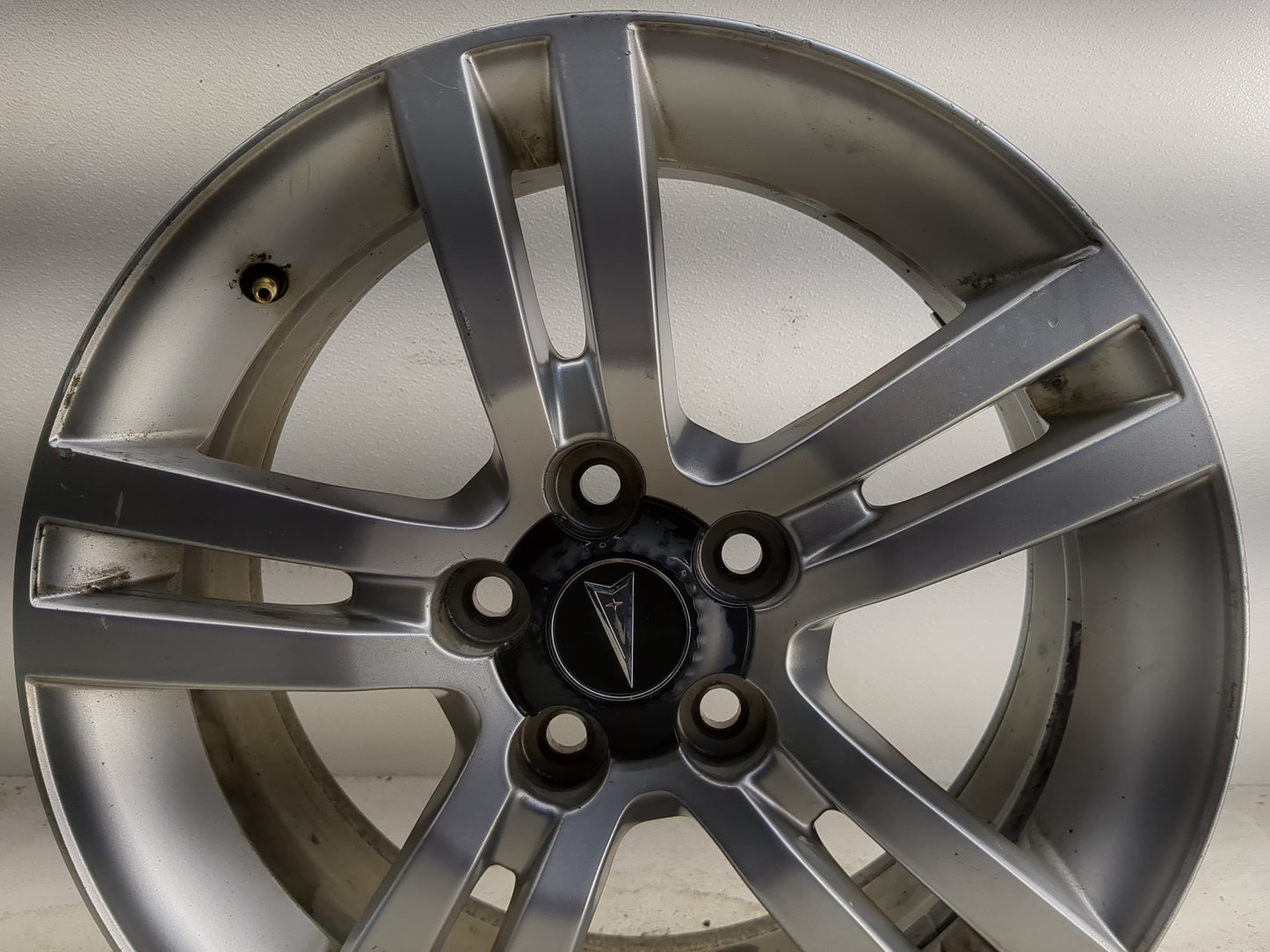 2008-2009 Pontiac G8 Oem Wheel Rim - Oemusedautoparts1.com