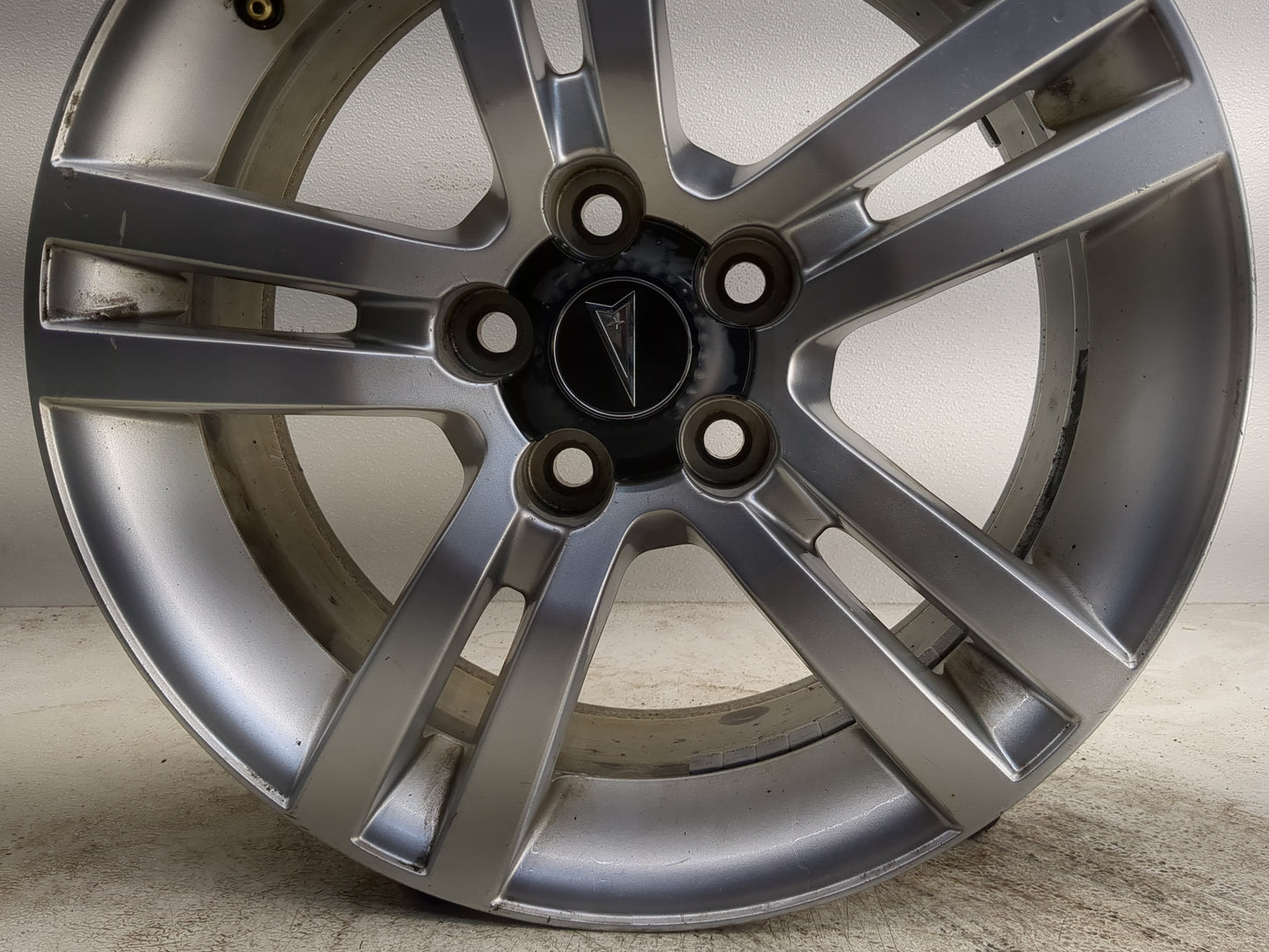 2008-2009 Pontiac G8 Oem Wheel Rim - Oemusedautoparts1.com