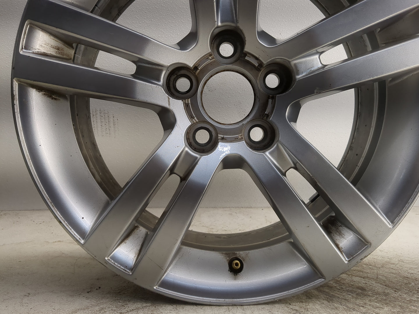 2008-2009 Pontiac G8 Oem Wheel Rim - Oemusedautoparts1.com