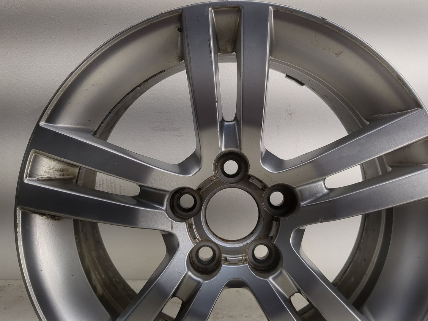 2008-2009 Pontiac G8 Oem Wheel Rim - Oemusedautoparts1.com