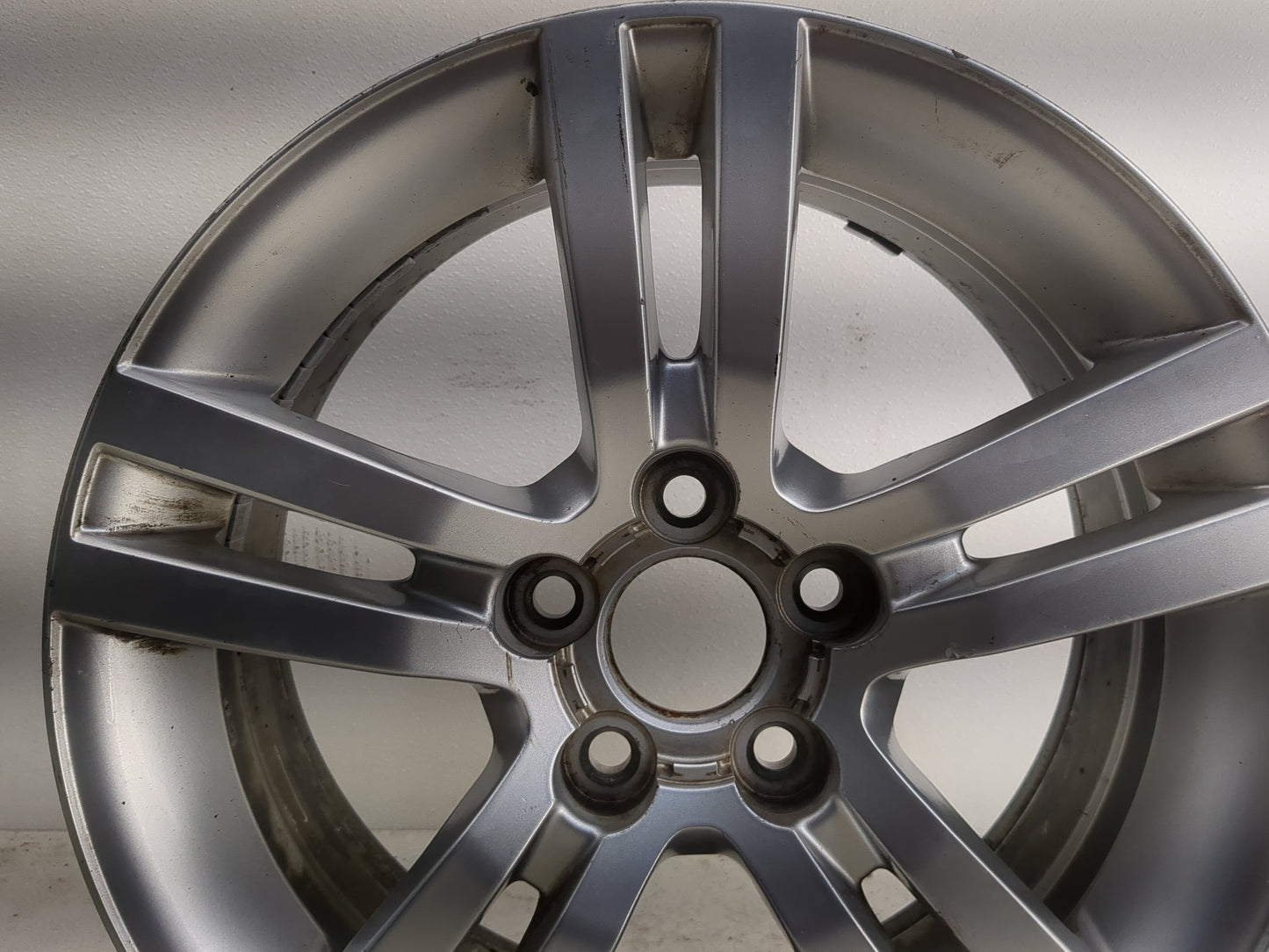 2008-2009 Pontiac G8 Oem Wheel Rim - Oemusedautoparts1.com