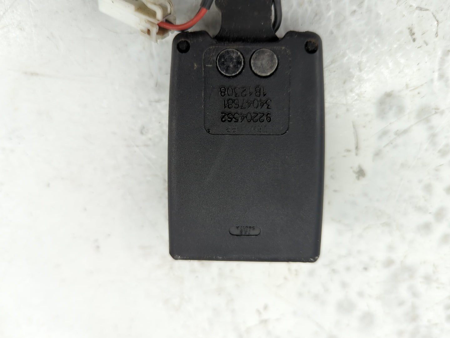2008-2009 Pontiac G8 Driver Seatbelt Buckle 1324309 - Oemusedautoparts1.com