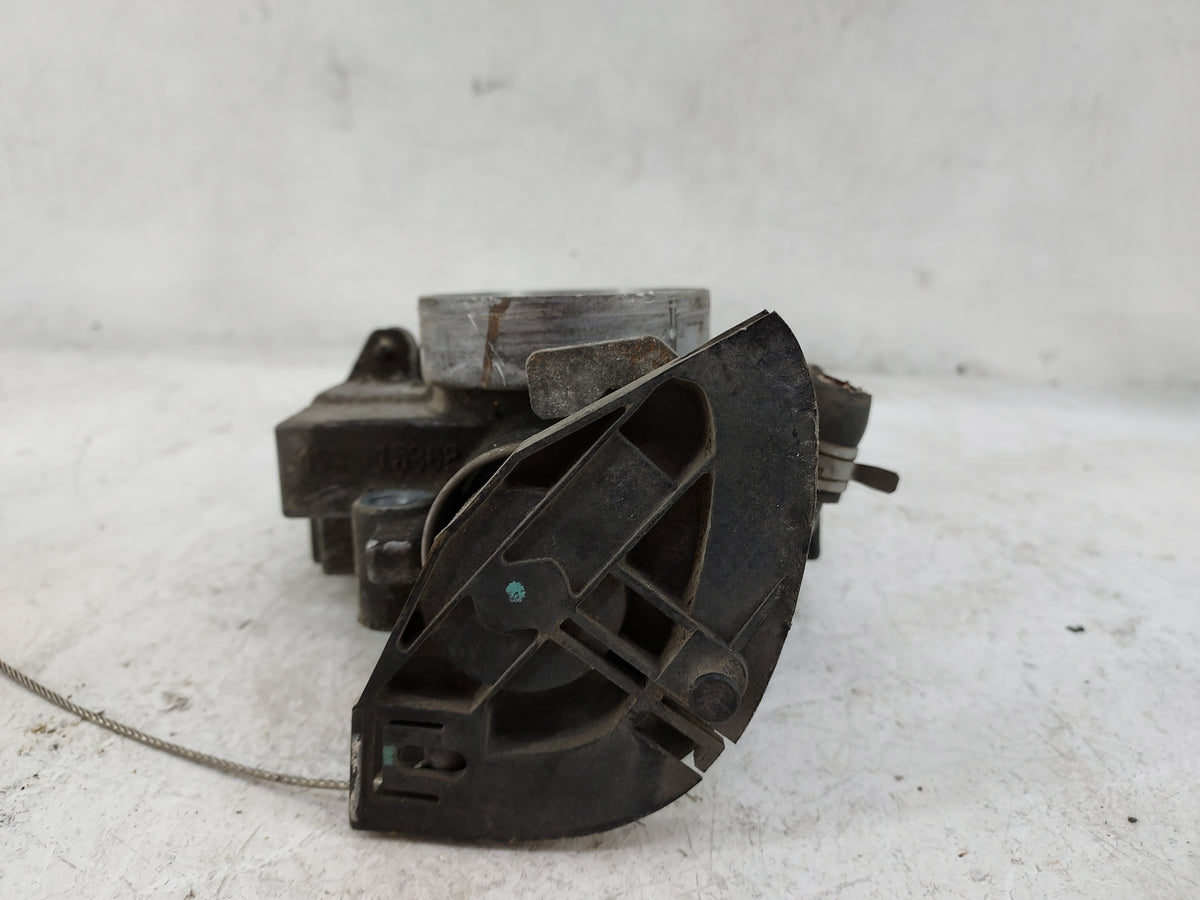 2000-2005 Pontiac Grand Am Throttle Body Fits Fits 2000 2001 2002 2003 2004 2005 OEM Used Auto Parts - Oemusedautoparts1.com