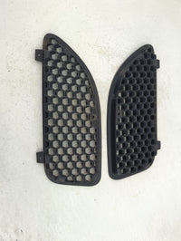 1999-2005 Pontiac Grand Am Front Grille Bumper Not Included - Oemusedautoparts1.com