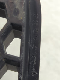 1999-2005 Pontiac Grand Am Front Grille Bumper Not Included - Oemusedautoparts1.com
