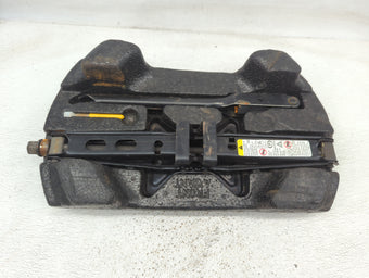 compare product 2005 Pontiac Grand Prix Spare Scissor Car Jack