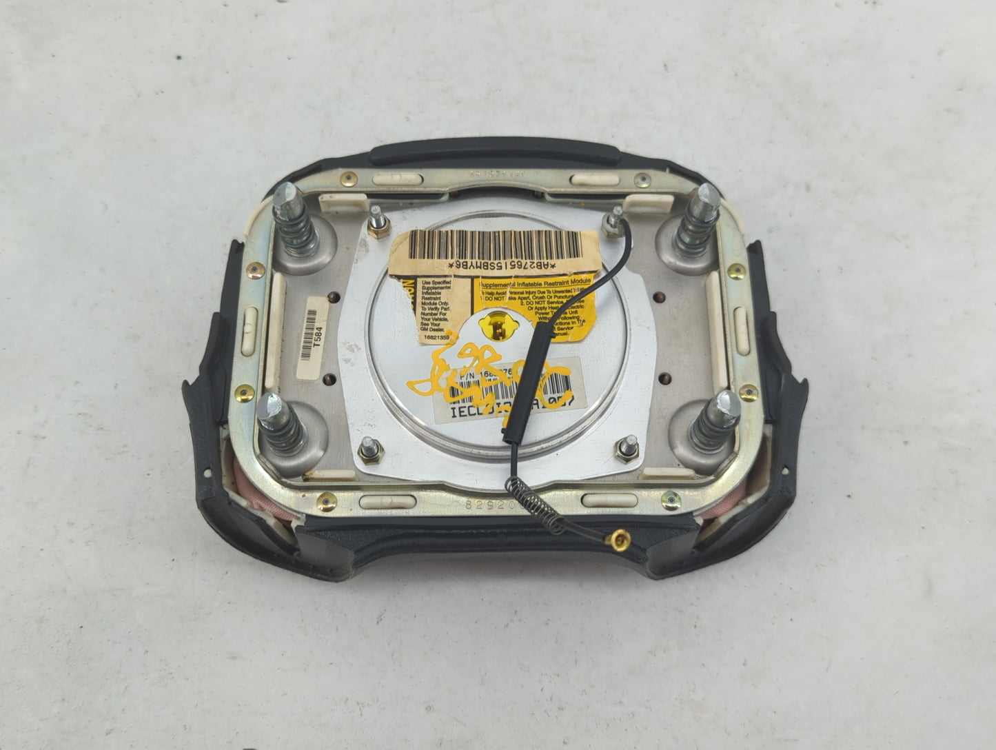 1999-2000 Pontiac Grand Prix Air Bag Driver Left Steering Wheel Mounted - Oemusedautoparts1.com