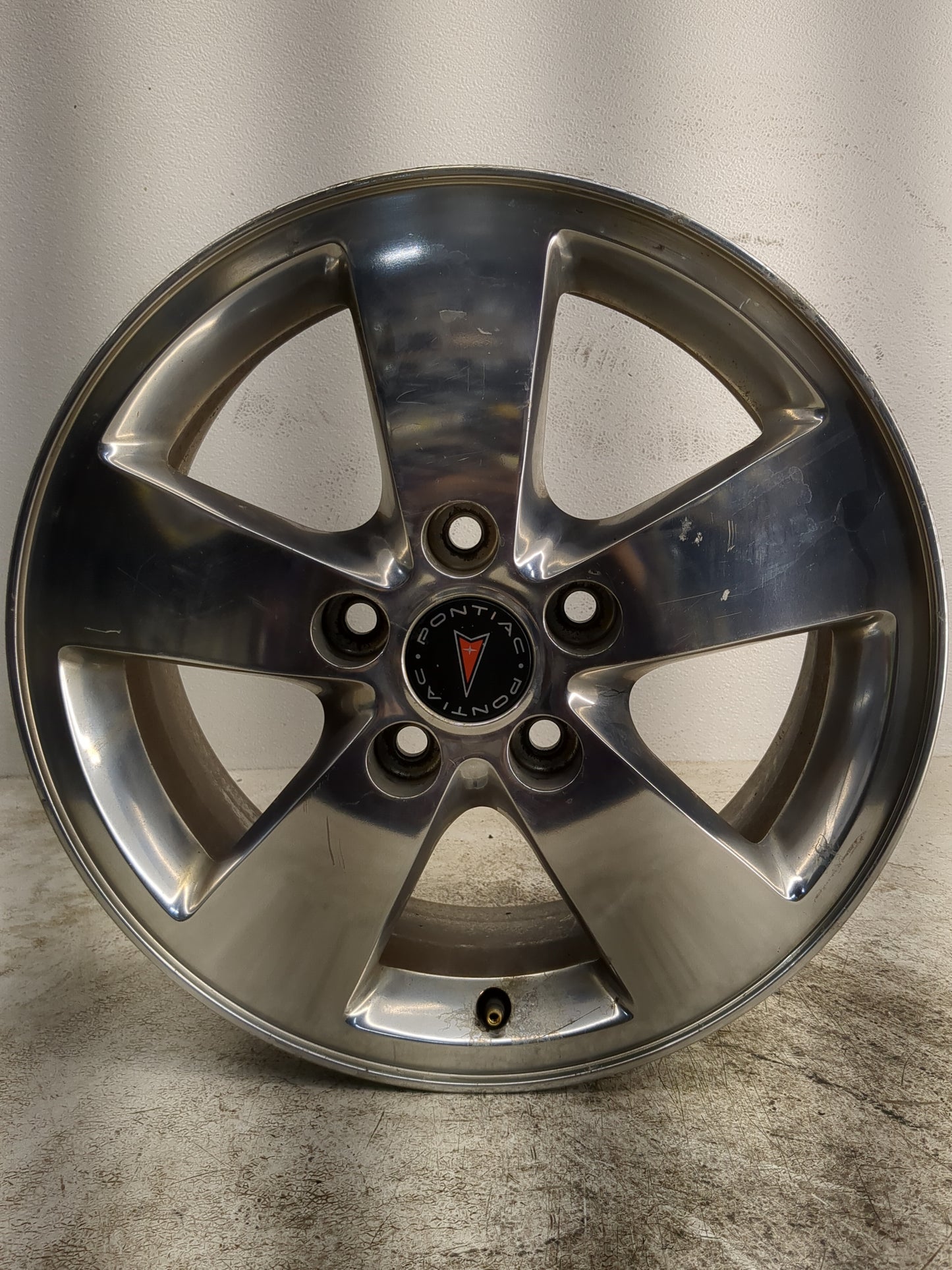 2005-2008 Pontiac Grand Prix Oem Wheel Rim - Oemusedautoparts1.com