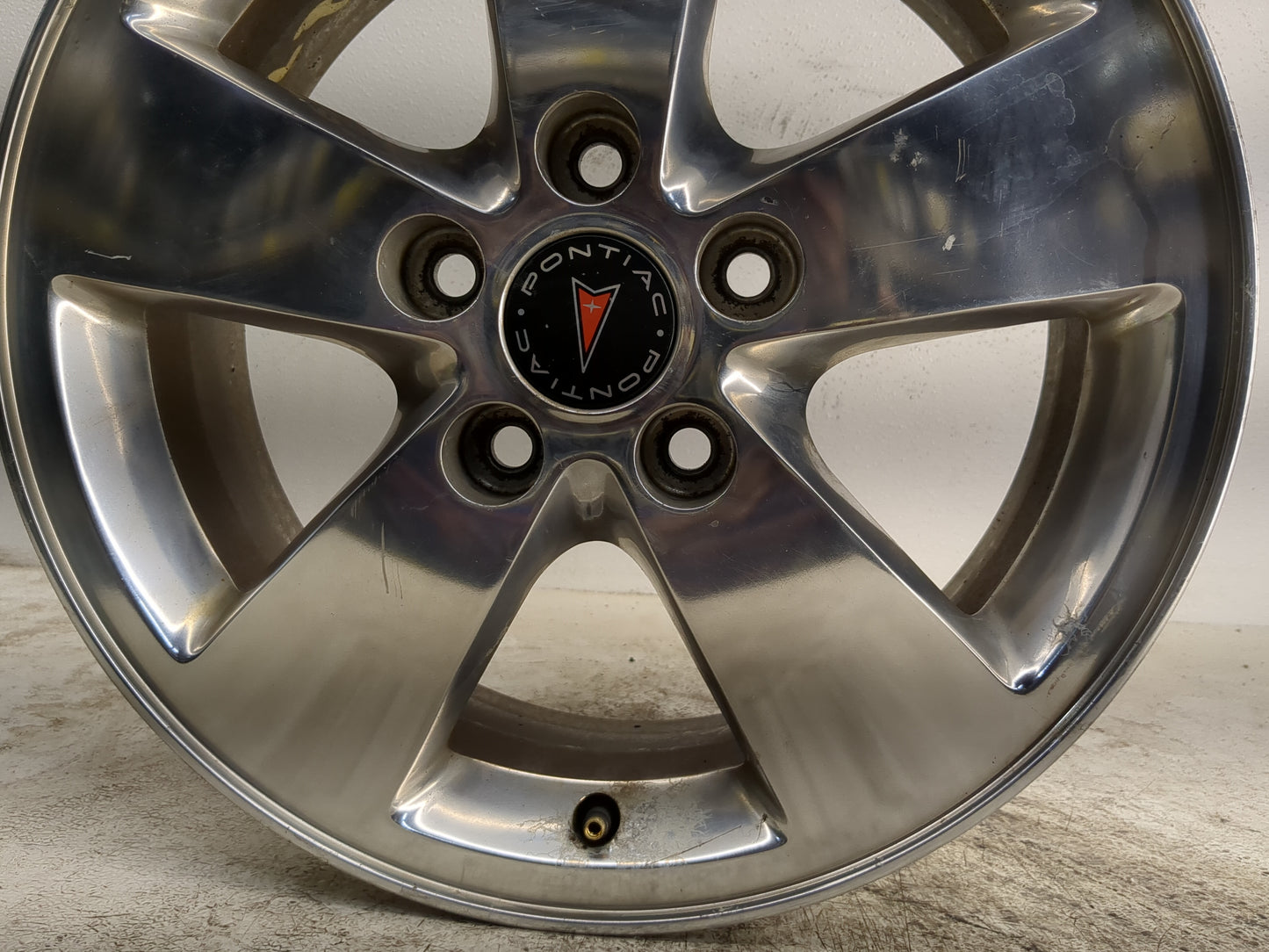 2005-2008 Pontiac Grand Prix Oem Wheel Rim - Oemusedautoparts1.com
