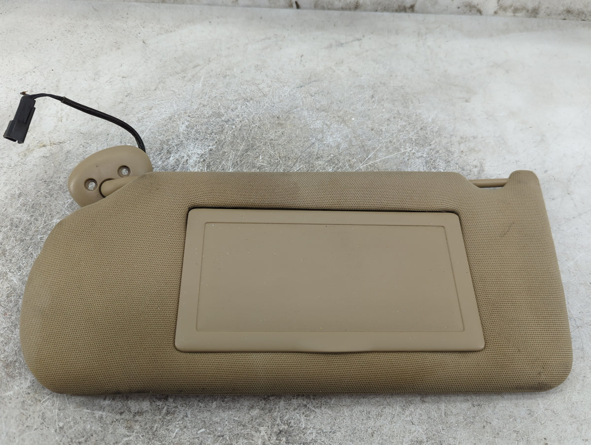 2005-2008 Pontiac Grand Prix Sun Visor Shade Replacement Passenger Right Mirror Fits Fits 2005 2006 2007 2008 OEM Used Auto 