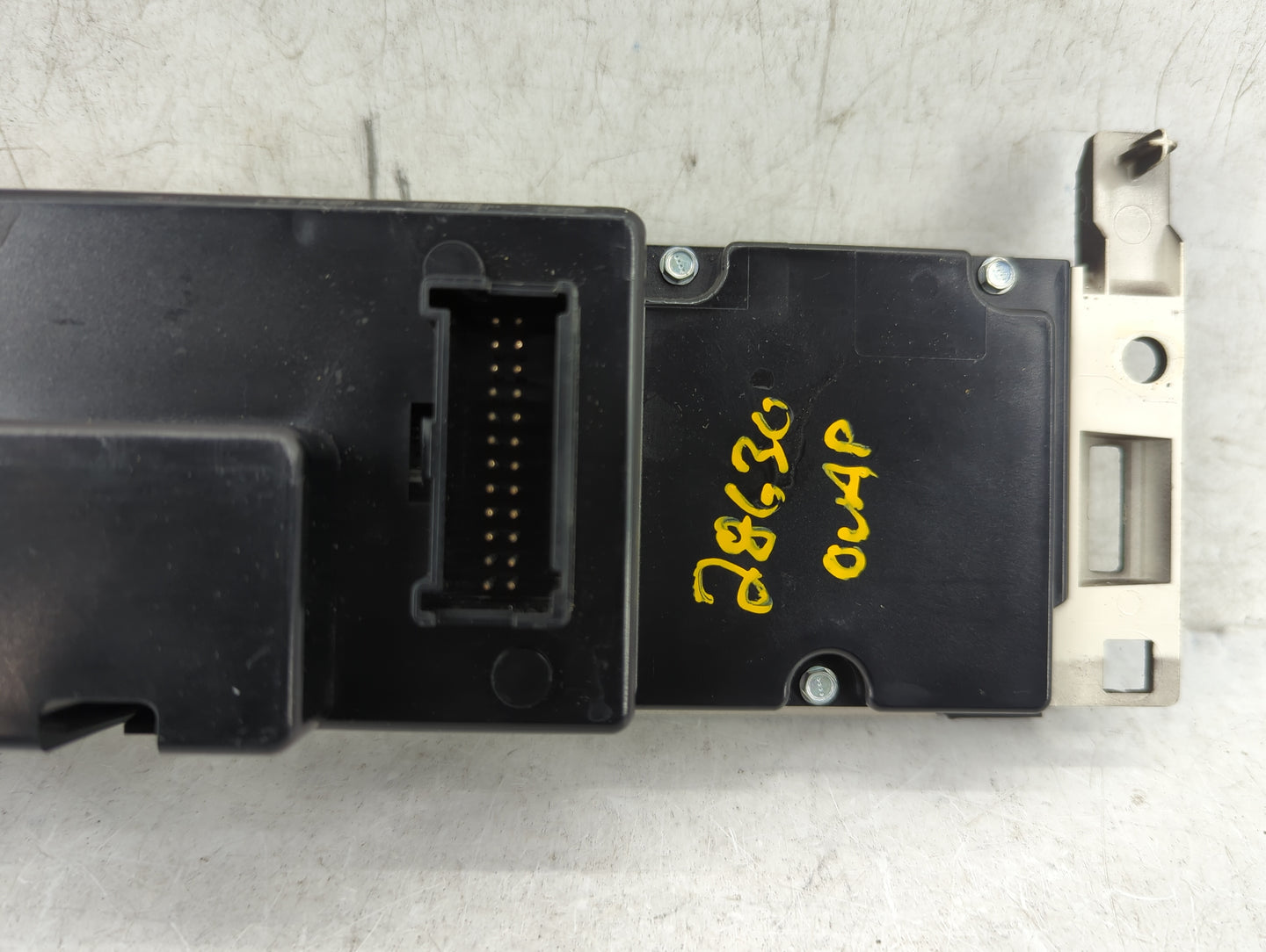 2004-2008 Pontiac Grand Prix Climate Control Module Temperature AC/Heater Replacement Fits Fits 2004 2005 2006 2007 2008 OEM