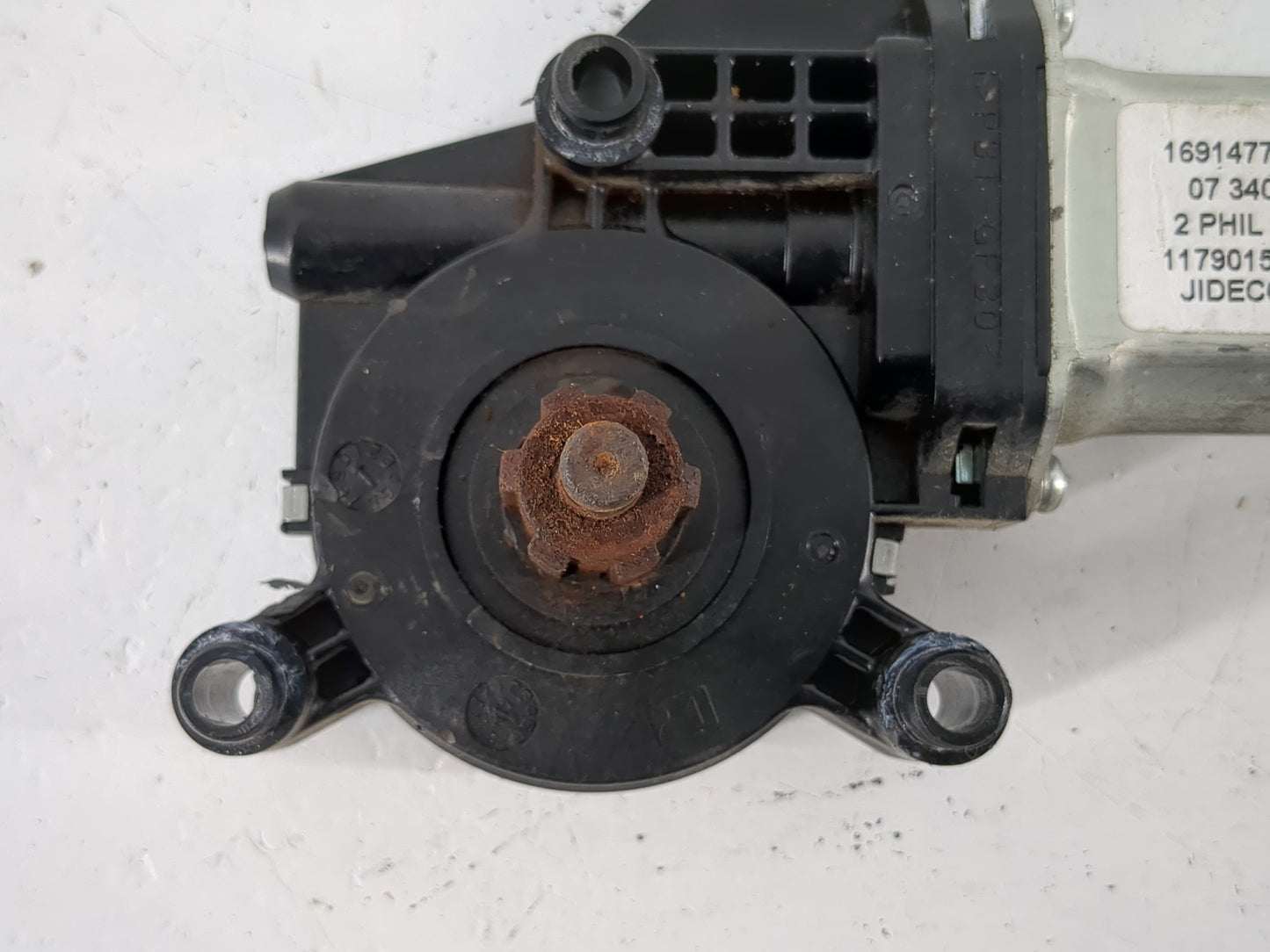 2006-2008 Pontiac Torrent Passenger Front Right Power Window Motor - Oemusedautoparts1.com