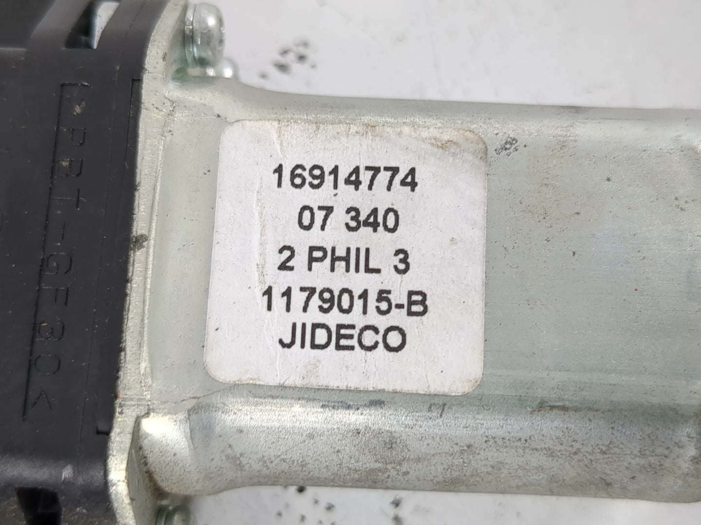 2006-2008 Pontiac Torrent Passenger Front Right Power Window Motor - Oemusedautoparts1.com
