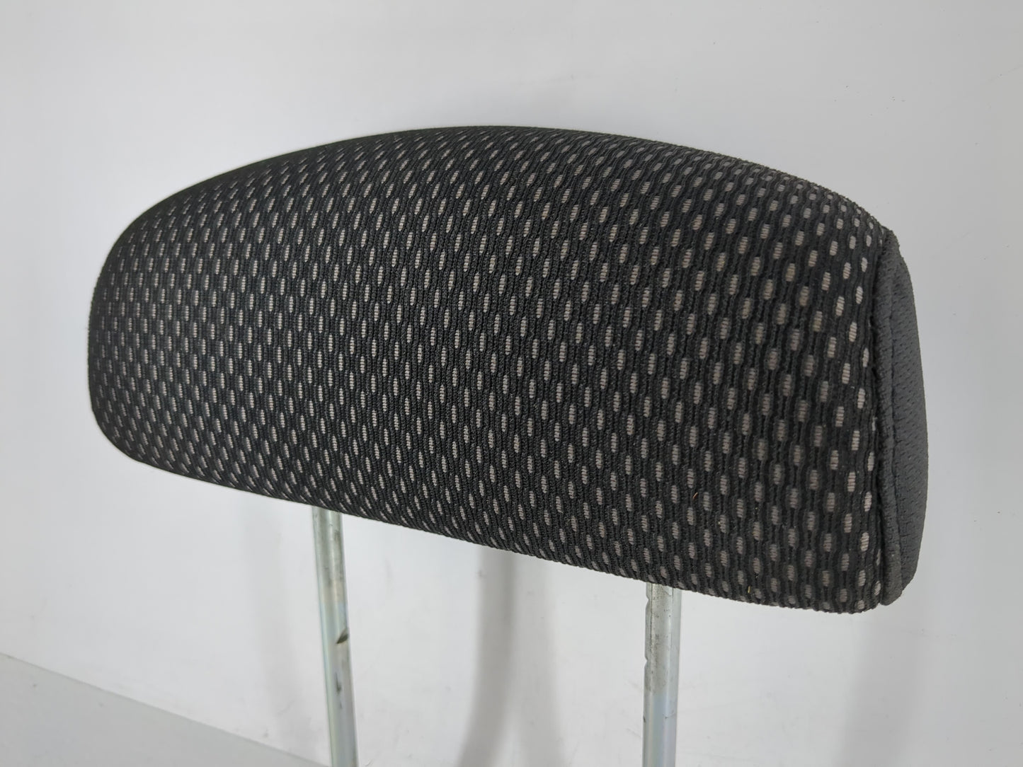 0 Pontiac Torrent Headrest Head Rest Rear Seat Fits OEM Used Auto Parts - Oemusedautoparts1.com