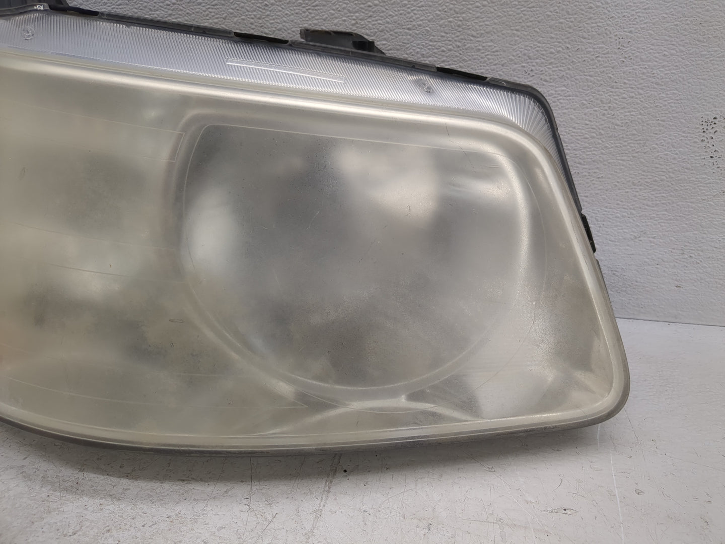 2006-2009 Pontiac Torrent Passenger Right Oem Head Light Headlight Lamp - Oemusedautoparts1.com