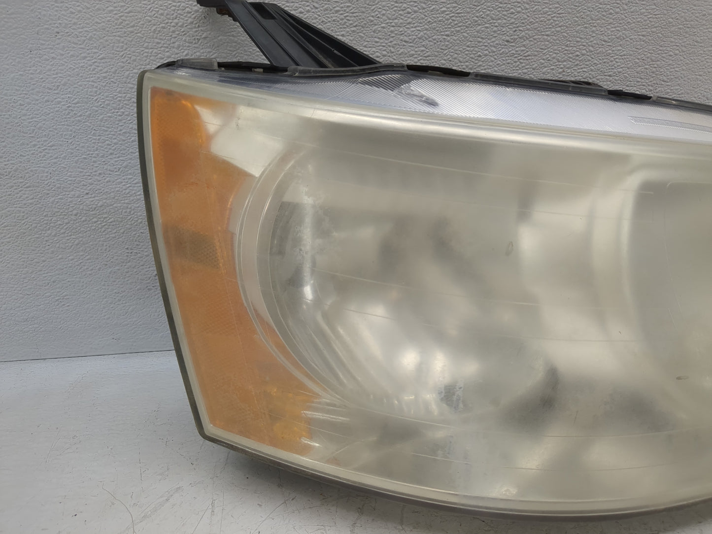 2006-2009 Pontiac Torrent Passenger Right Oem Head Light Headlight Lamp - Oemusedautoparts1.com