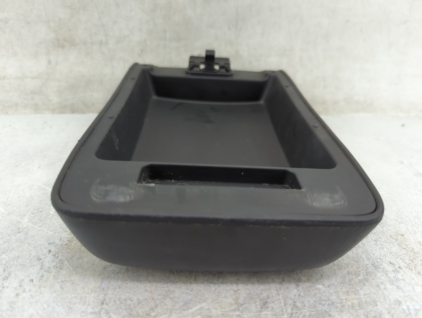 2005-2008 Pontiac Vibe Center Console Armrest Cover Lid Fits Fits 2005 2006 2007 2008 OEM Used Auto Parts - Oemusedautoparts
