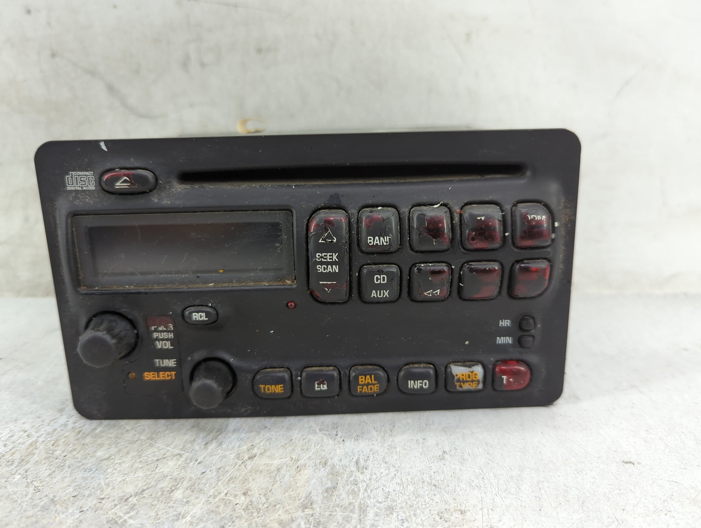 2004-2006 Pontiac Vibe Radio AM FM Cd Player Receiver Replacement Fits Fits 2004 2005 2006 OEM Used Auto Parts - Oemusedauto
