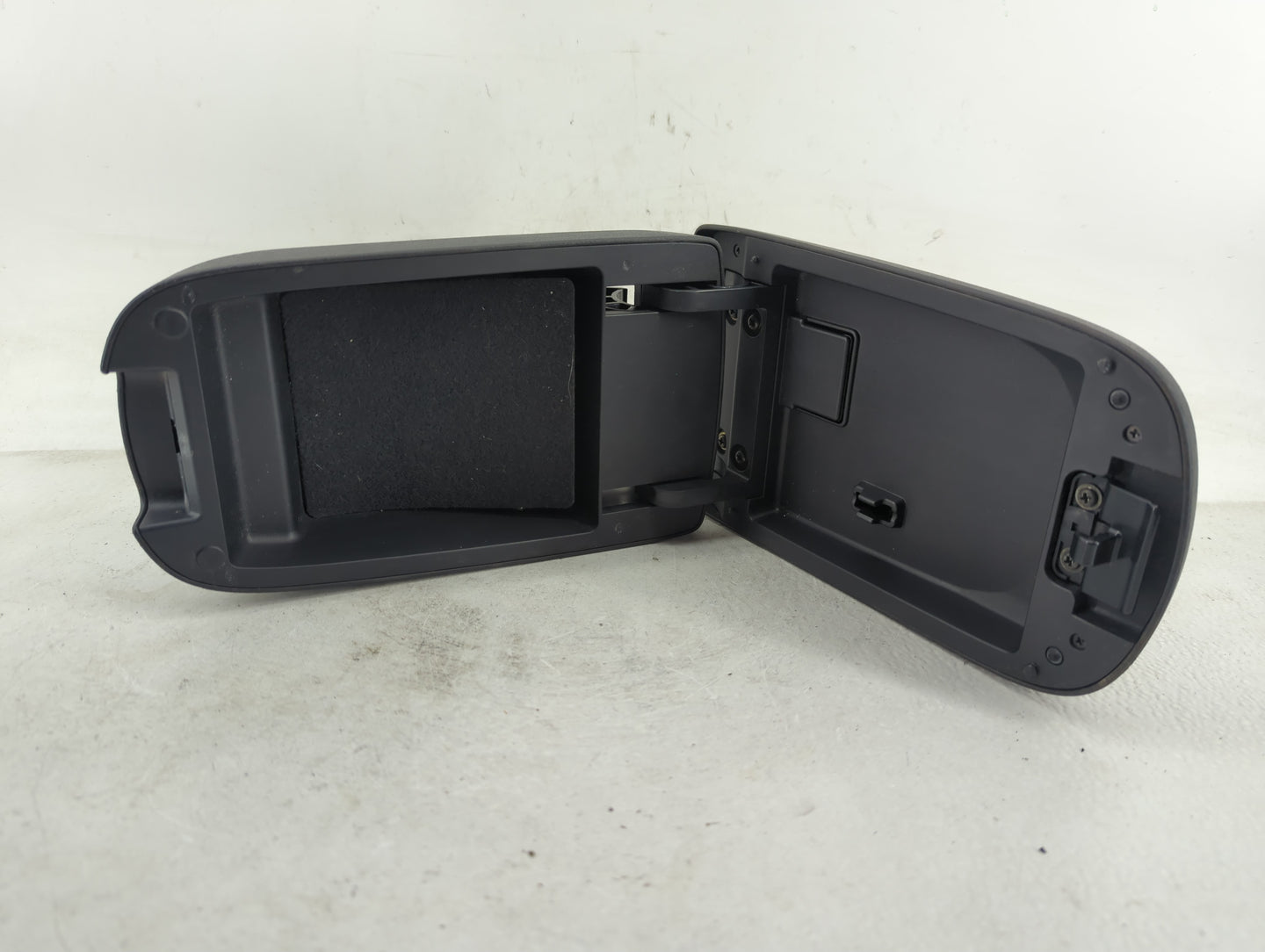 2009-2010 Pontiac Vibe Center Console Armrest Cover Lid Fits Fits 2009 2010 OEM Used Auto Parts - Oemusedautoparts1.com