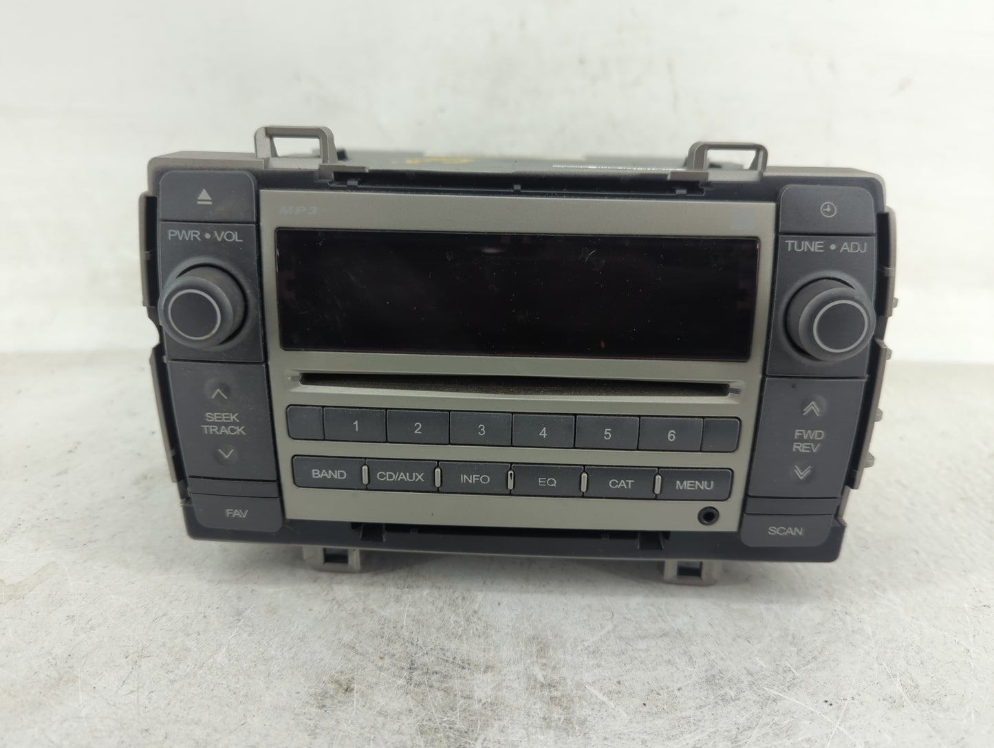 2009 Pontiac Vibe Radio AM FM Cd Player Receiver Replacement Fits OEM Used Auto Parts - Oemusedautoparts1.com